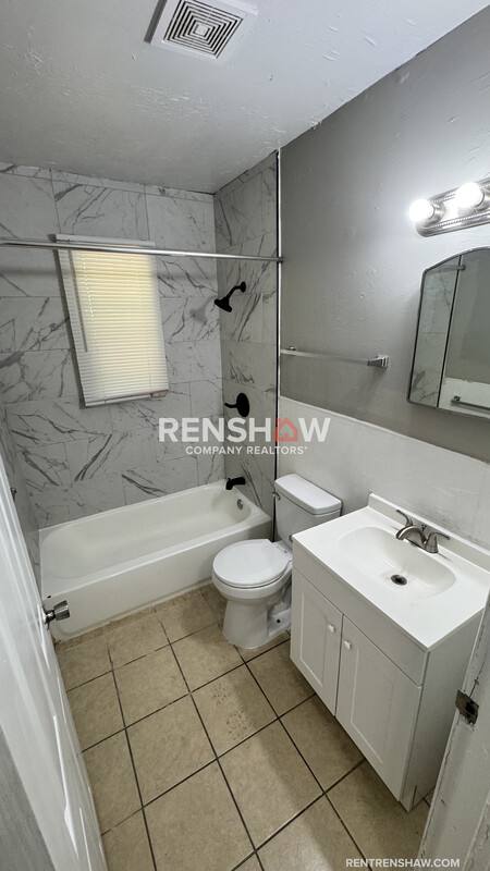 Apartment for rent at 4126 Macon Rd, Memphis, TN 38122