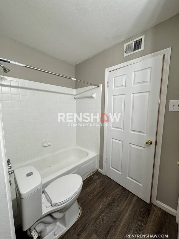 House for rent at 3556 Arnold Rd, Memphis, TN 38118