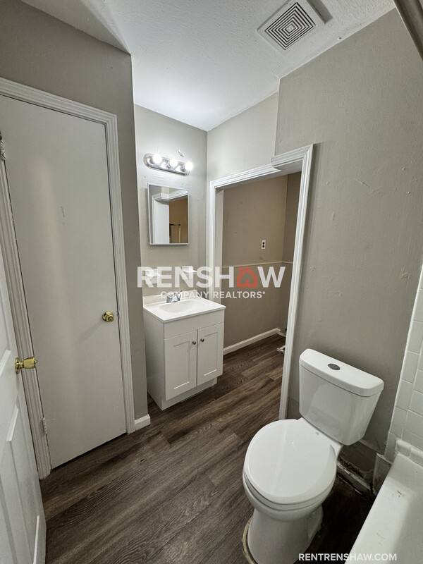 House for rent at 3556 Arnold Rd, Memphis, TN 38118