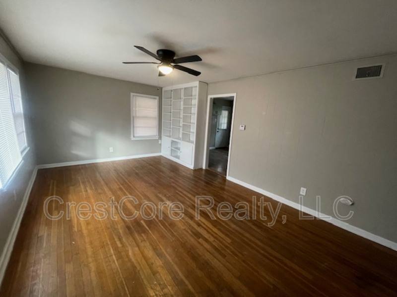 House for rent at 3602 Hallbrook St, Memphis, TN 38127