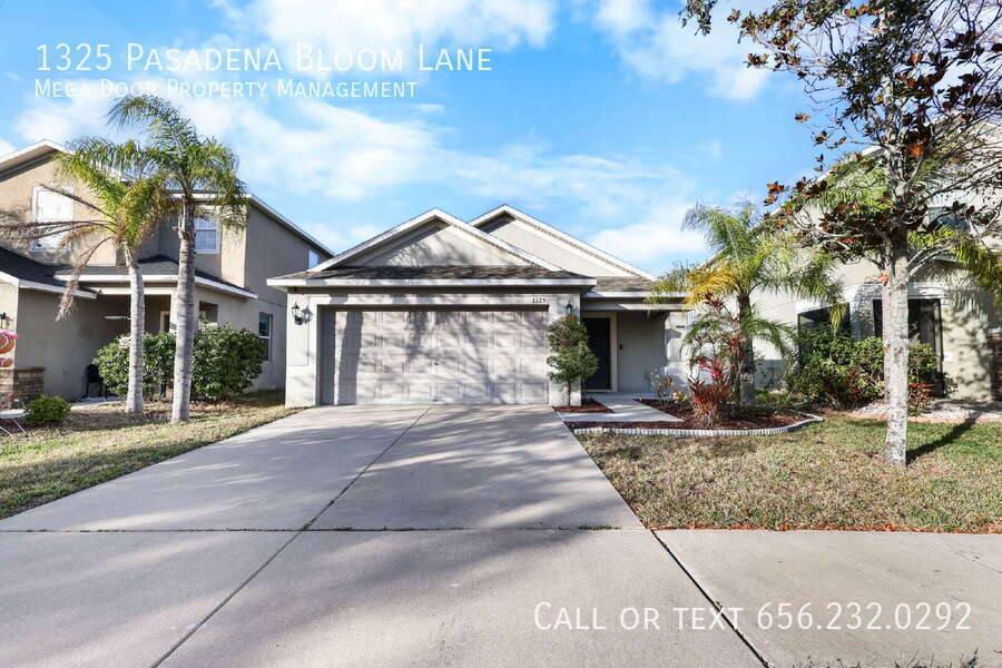 House for rent at 1325 Pasadena Bloom Lane, Ruskin, FL 33570