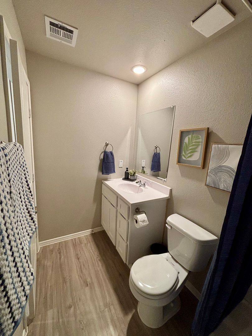 Apartment for rent at 1525 Chisholm Springs Blvd, Oklahoma City, OK 73128