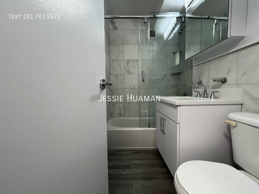 Condo for rent at 165 E 35th St #11, New York, NY 10016