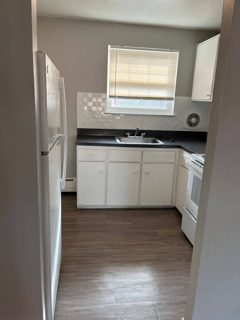 1570 Willard Ave, Newington, CT 06111 - Apartment For Rent - Image 1