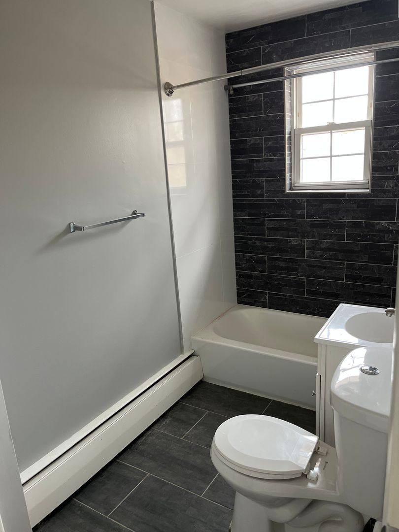 1570 Willard Ave, Newington, CT 06111 - Apartment For Rent - Image 3