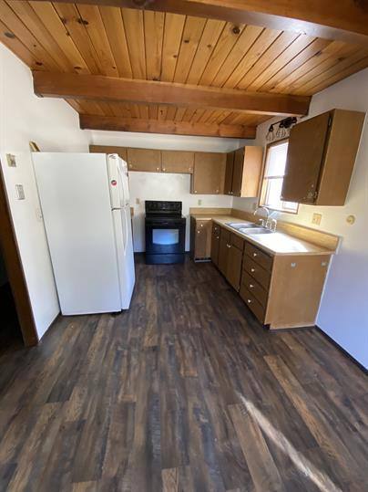 House for rent at 2000 Pioneer Way, Frazier Park, CA 93225