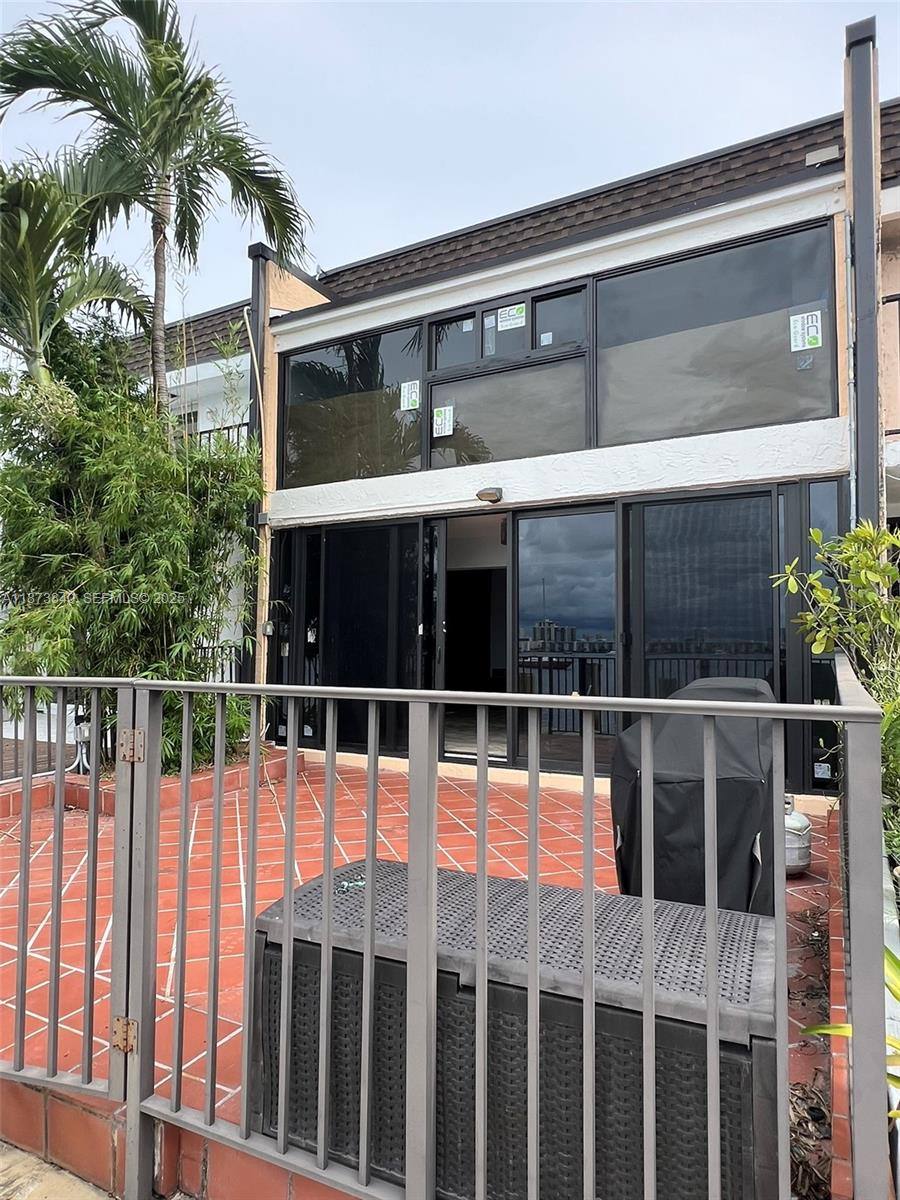 Townhouse for rent at 2777 NE 165th Terrace #23, North Miami Beach, FL 33160