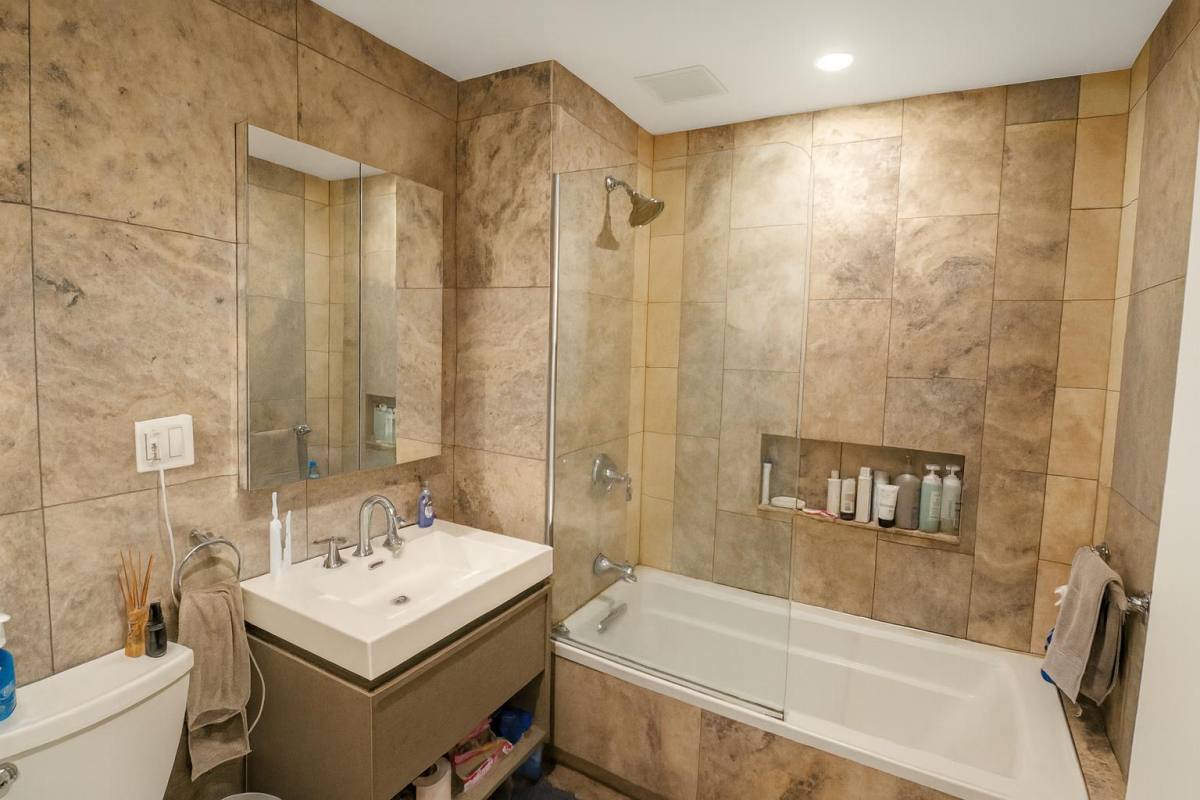 Apartment for rent at 191 Huron St #4A, Brooklyn, NY 11222