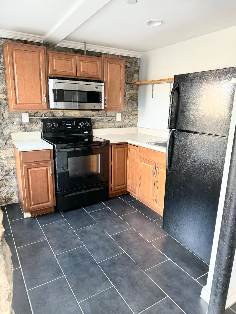 Apartment for rent at 611 Madison St #12, Clarksville, TN 37040