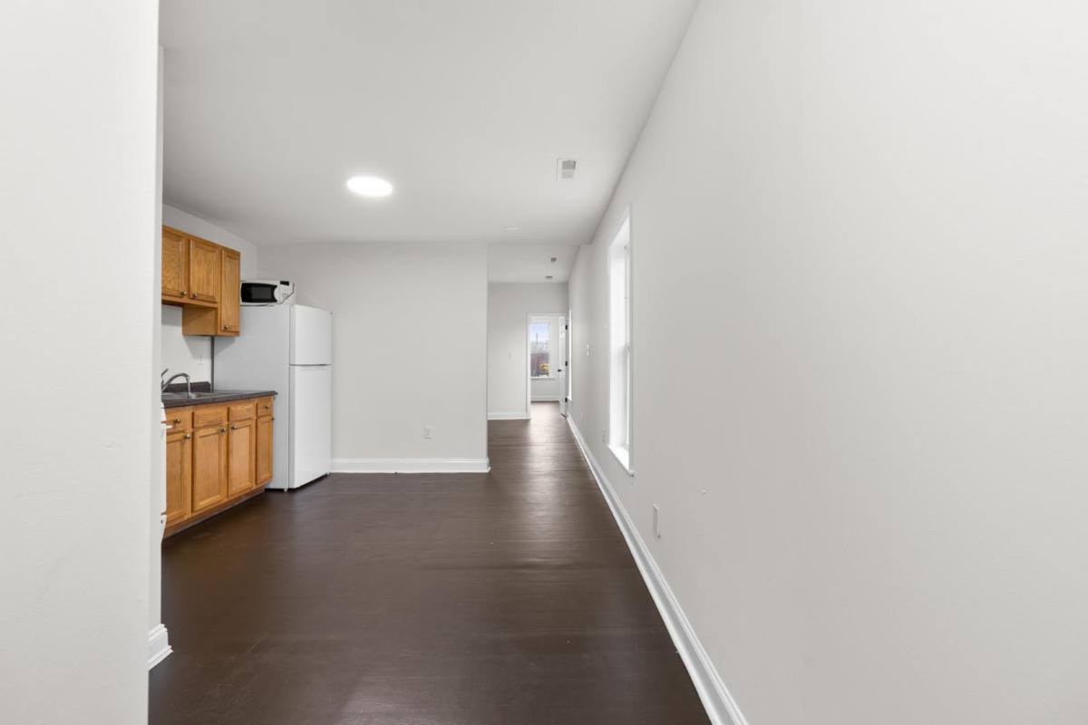 Apartment for rent at 16 S Conkling St #2, Baltimore, MD 21224