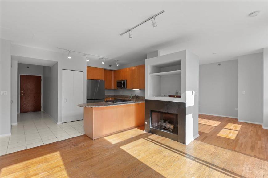 Apartment for rent at 701 S Wells St #803, Chicago, IL 60612