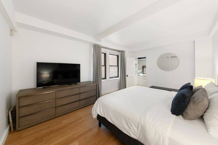 Apartment for rent at 160 Central Park S #1120, New York, NY 10019