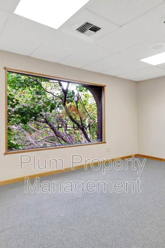 House for rent at 690 SW Higgins Ave E F #F, Missoula, MT 59801