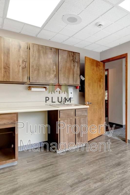 House for rent at 690 SW Higgins Ave E F #F, Missoula, MT 59801