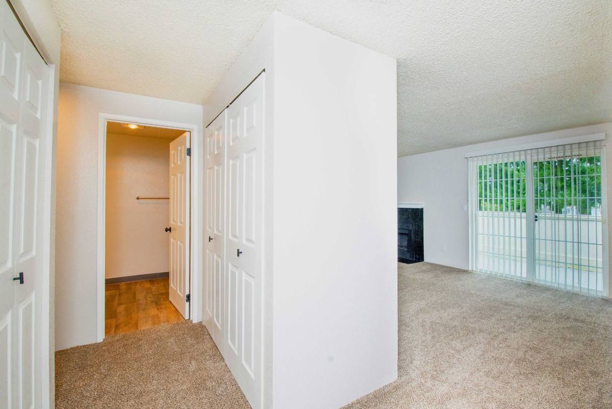 6425 53rd Ave Court W, University Place, WA 98467 - Apartment For Rent - Image 9