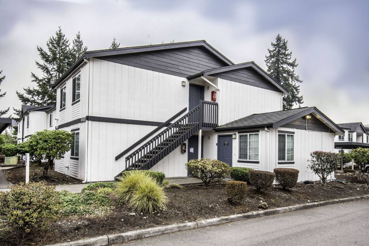 6425 53rd Ave Court W, University Place, WA 98467 - Apartment For Rent - Image 1