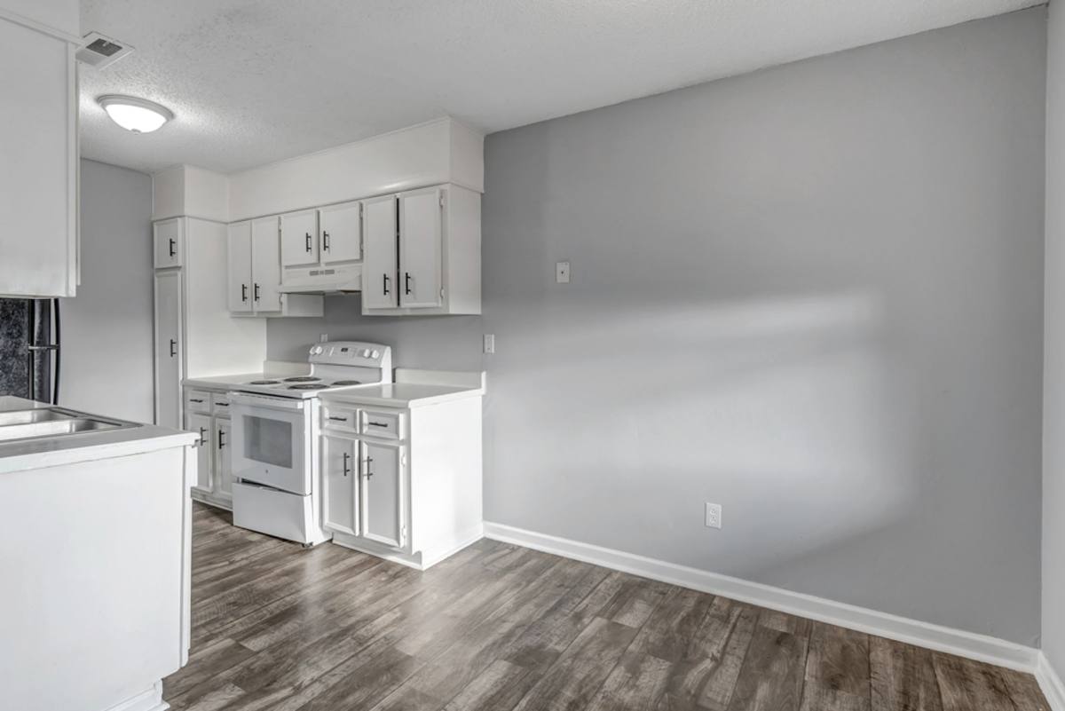 Apartment for rent at 227 8th St #15, Decatur, AL 35601