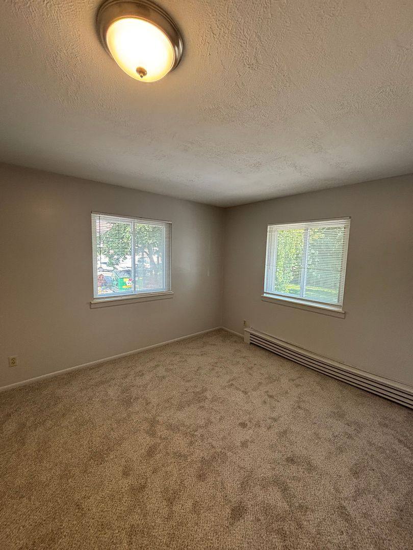 Apartment for rent at 335 E Saint Joseph St, Lansing, MI 48933
