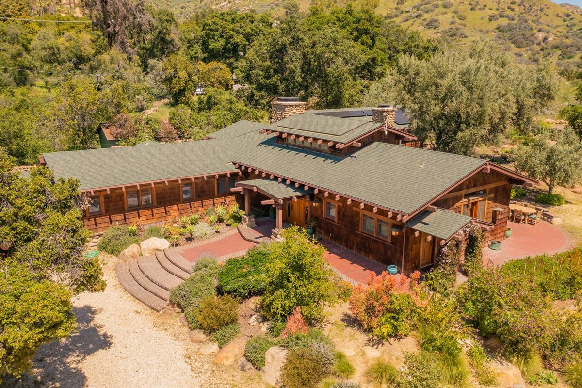 House for rent at 100000 Foothill Rd, Ojai, CA 93023