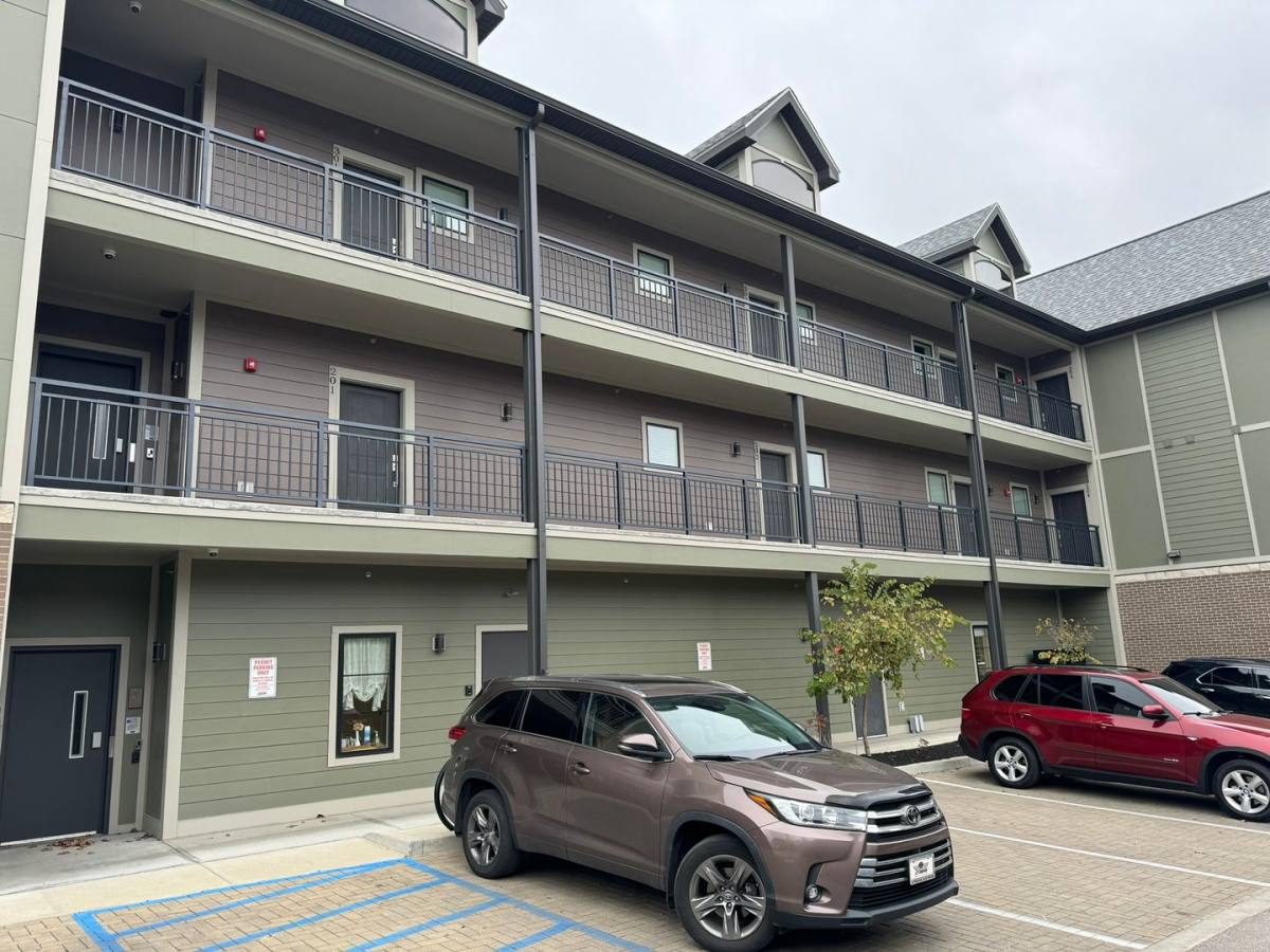 Apartment for rent at 1115 N Walnut, Bloomington, IN 47404