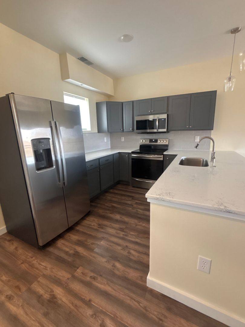 Apartment for rent at 1115 N Walnut, Bloomington, IN 47404