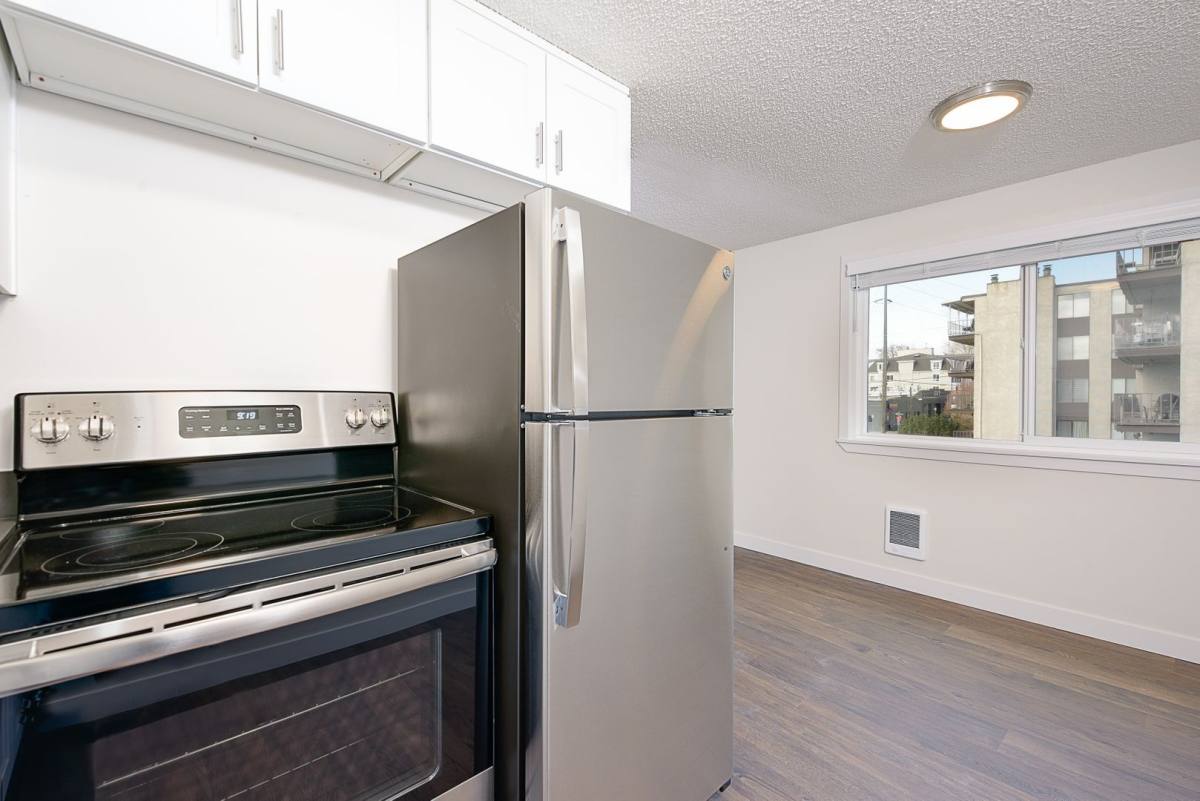 Apartment for rent at 909 6th Ave N, Seattle, WA 98109