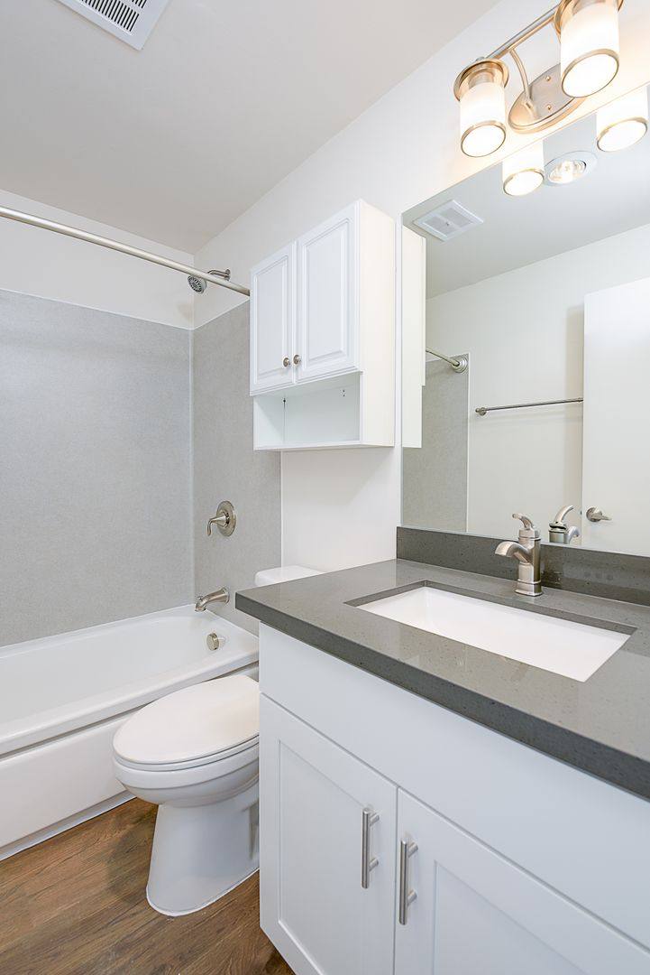 Apartment for rent at 909 6th Ave N, Seattle, WA 98109