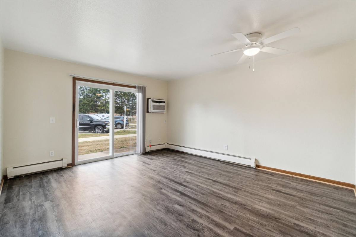 Apartment for rent at 140 W N St, Pewamo, MI 48873