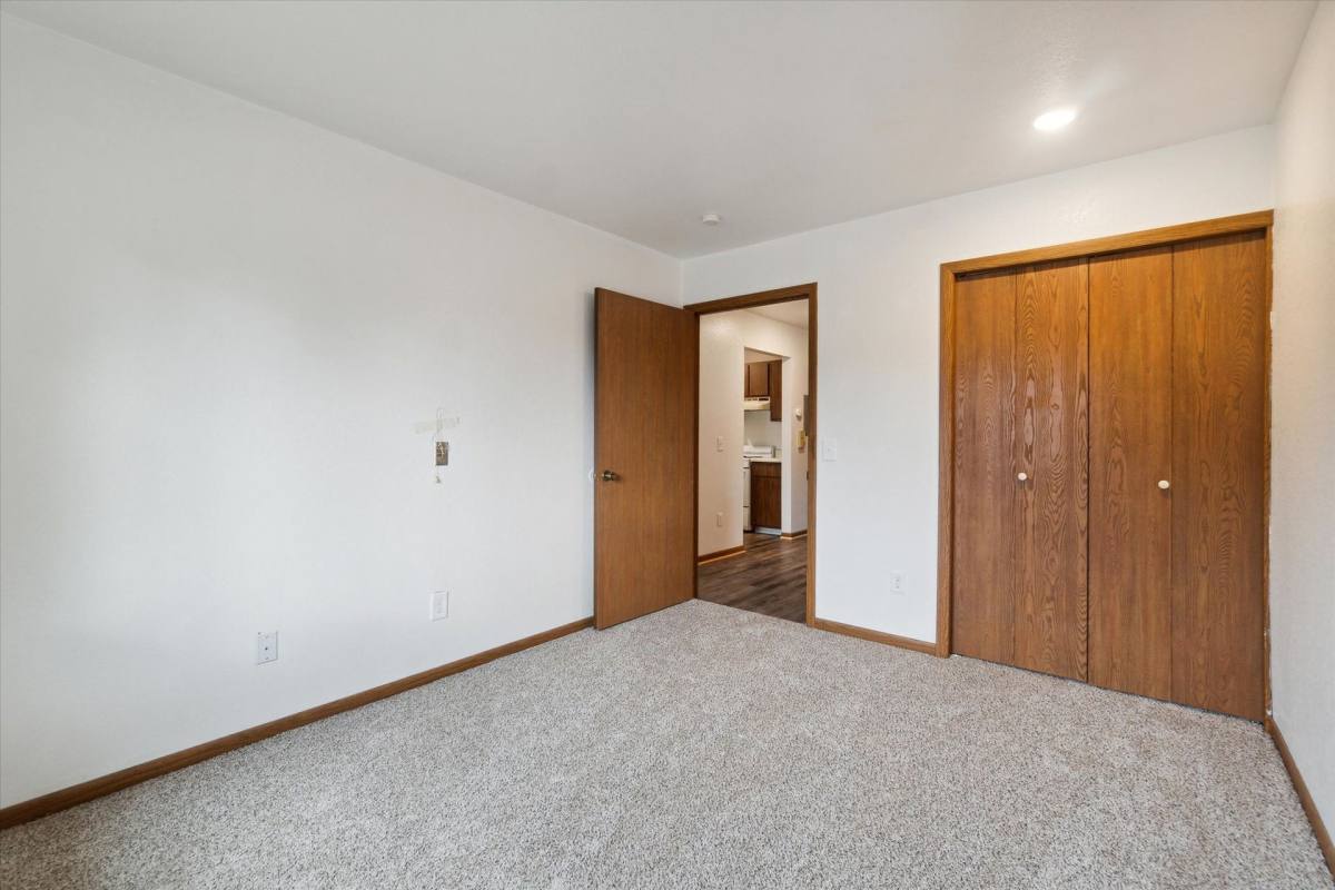 Apartment for rent at 140 W N St, Pewamo, MI 48873