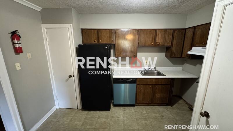 Apartment for rent at 3228 S Mendenhall Rd #2B, Memphis, TN 38115