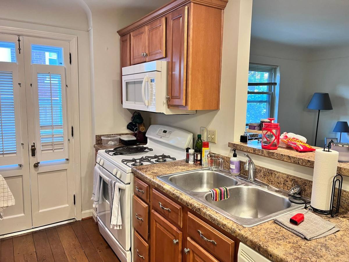 Apartment for rent at 2564 Erie Ave, Cincinnati, OH 45208
