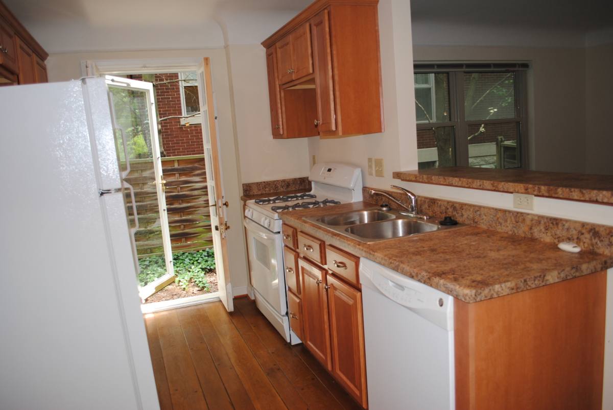 Apartment for rent at 2564 Erie Ave, Cincinnati, OH 45208