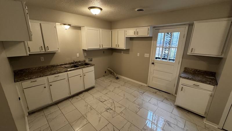 House for rent at 4264 Double Tree Rd, Memphis, TN 38109
