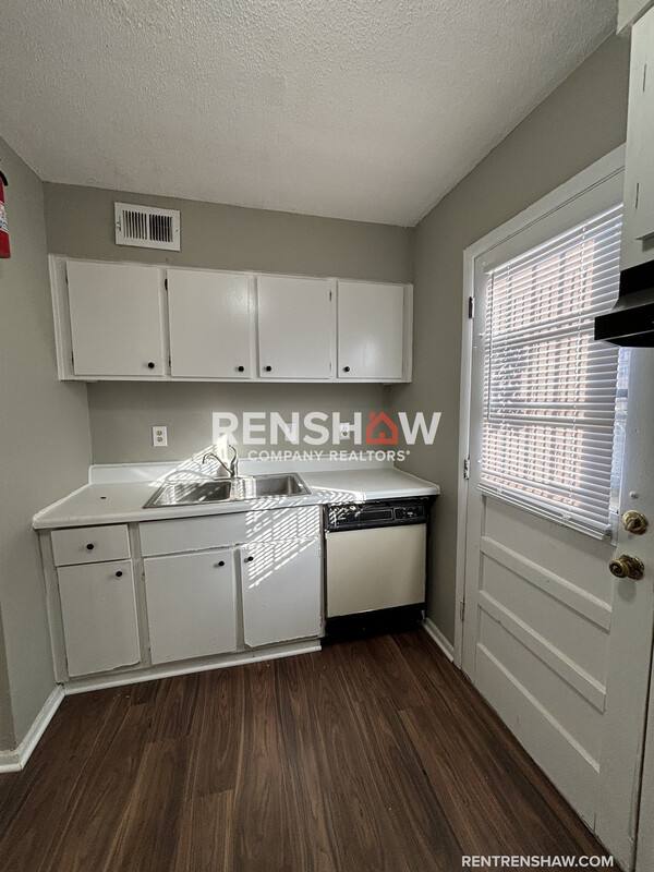 Apartment for rent at 4444 Arnold Cove, Memphis, TN 38118