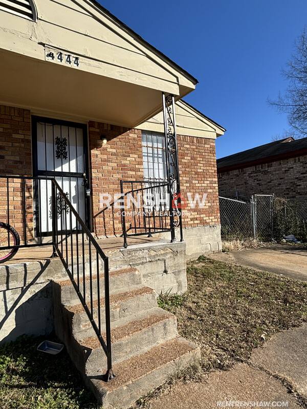 Apartment for rent at 4444 Arnold Cove, Memphis, TN 38118