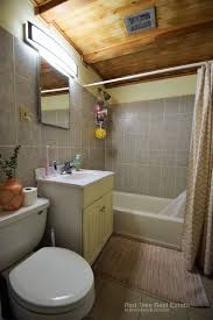 Apartment for rent at 171 Thorndike St #11, Brookline, MA 02446