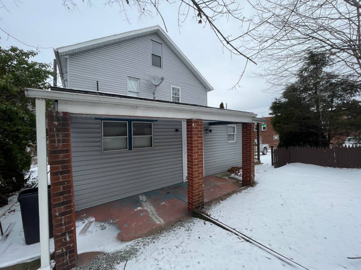 Townhouse for rent at 126 -128 Railroad St, Monongahela, PA 15063