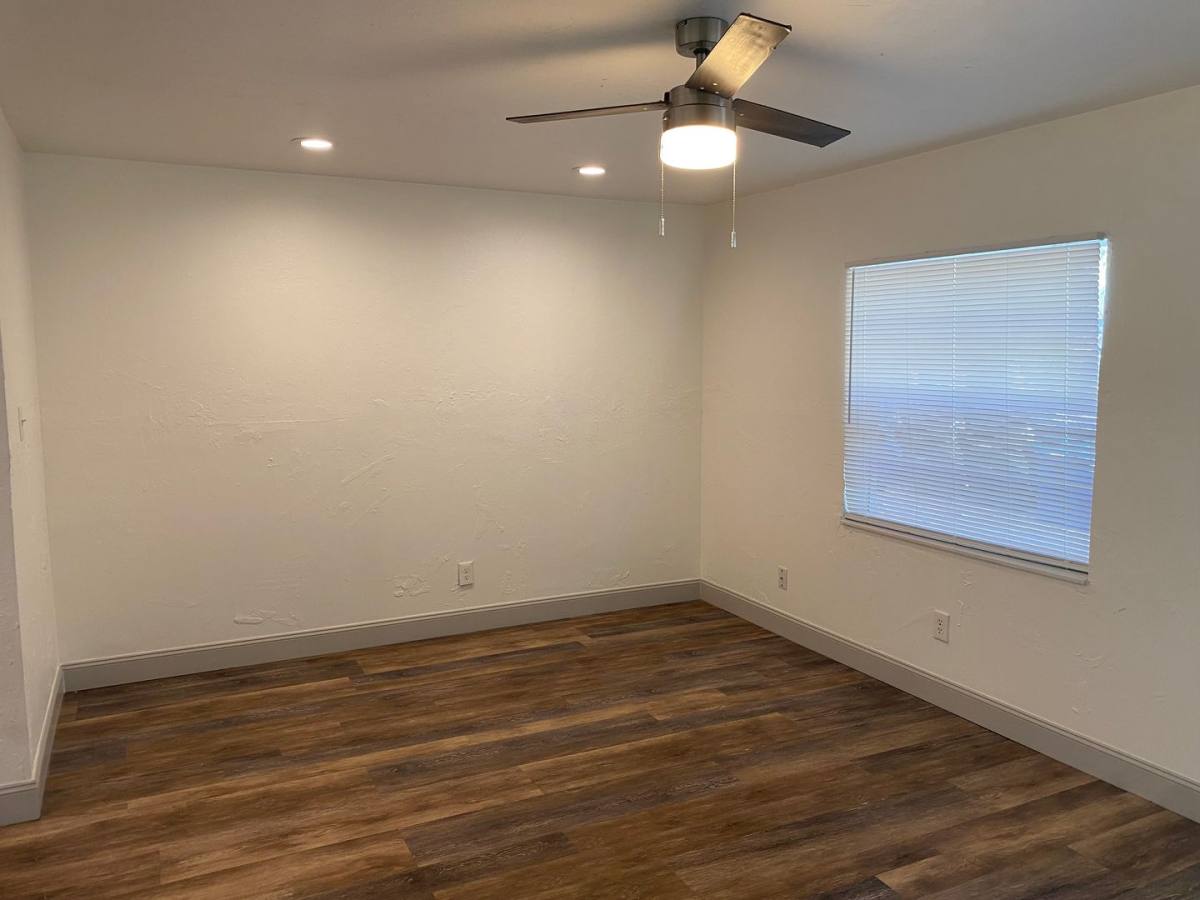 Apartment for rent at 3160 E Riverside Dr, Fort Myers, FL 33916