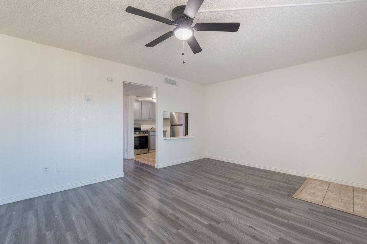 Apartment for rent at 3222 W Indian School Rd, Phoenix, AZ 85017