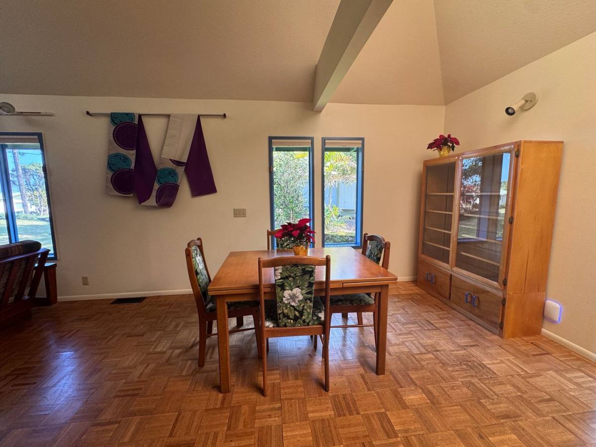 House for rent at 230 Kapualani St, Hilo, HI 96720