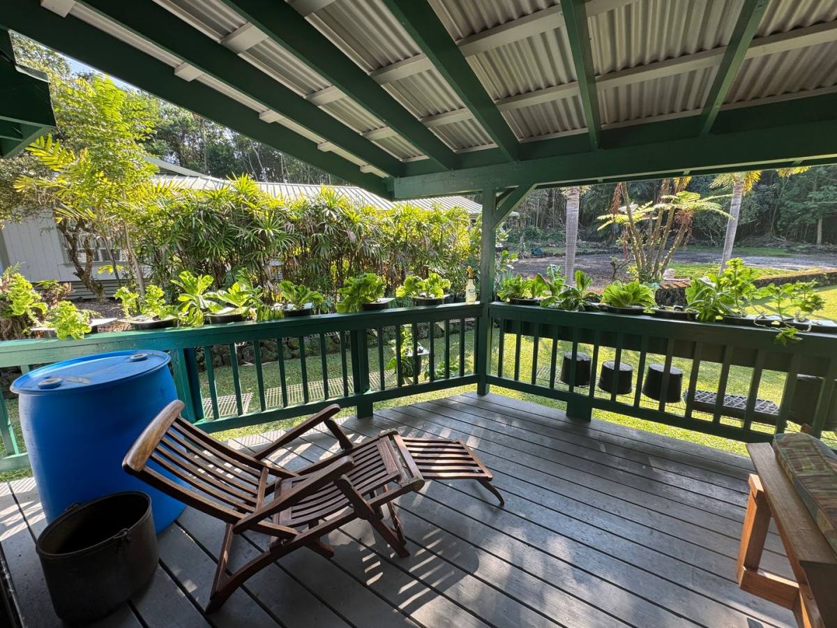 House for rent at 230 Kapualani St, Hilo, HI 96720