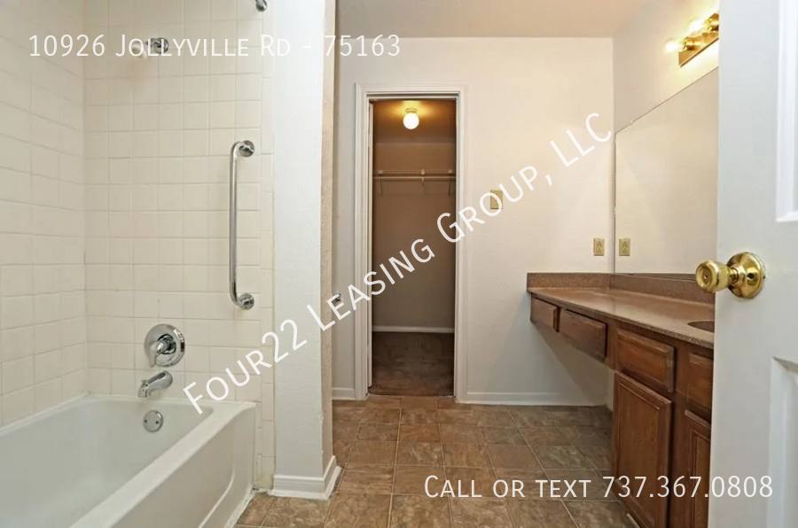 Apartment for rent at 10926 Jollyville Rd #75163, Austin, TX 78759