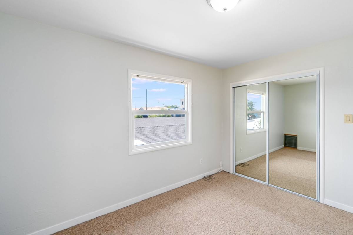 Apartment for rent at 1214 Chestnut St, Alameda, CA 94501
