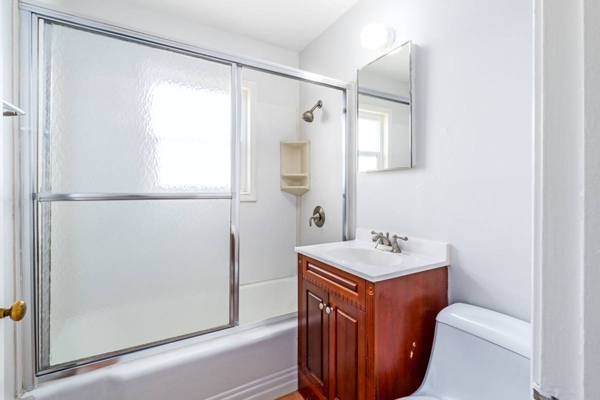 Apartment for rent at 1214 Chestnut St, Alameda, CA 94501
