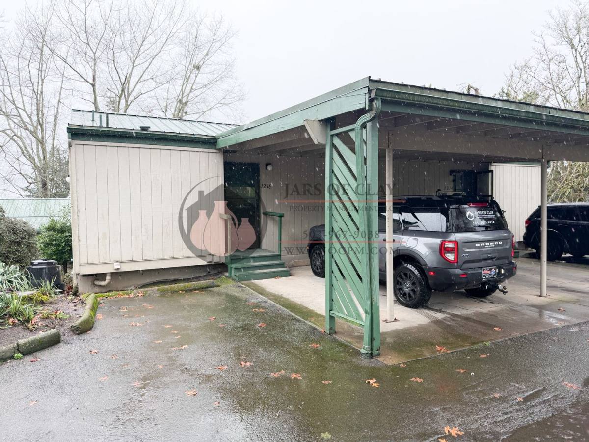 Townhouse for rent at 1214-1224 Dorval Ave NW, Salem, OR 97304