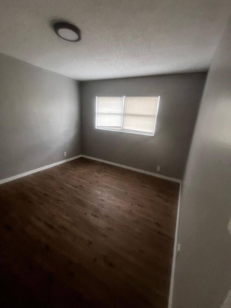 Apartment for rent at 11603 N 22nd St, Tampa, FL 33612
