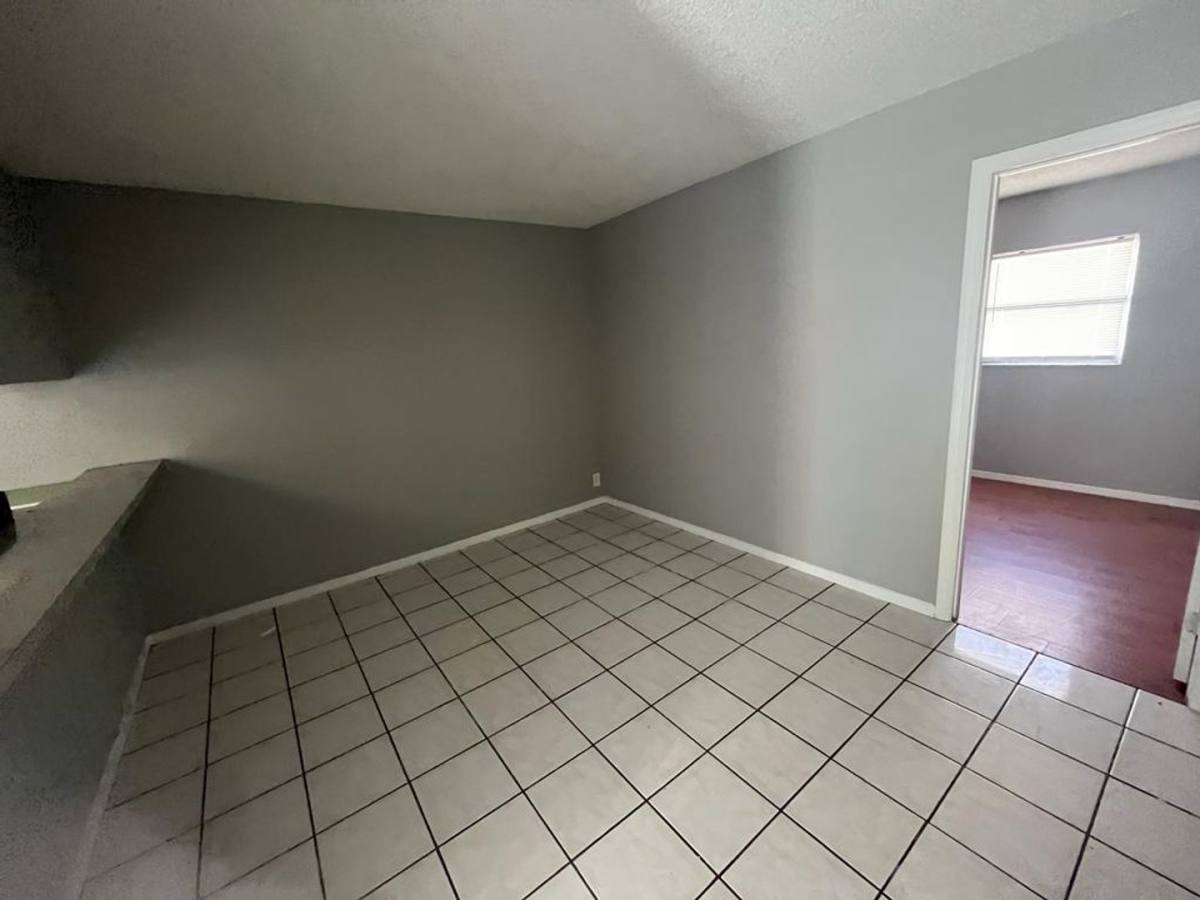 Apartment for rent at 11603 N 22nd St, Tampa, FL 33612