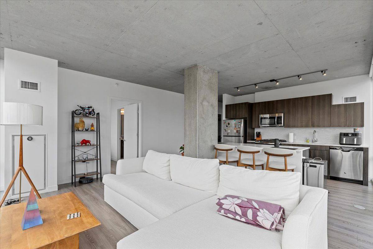 Apartment for rent at 728 N Morgan St #709, Chicago, IL 60642