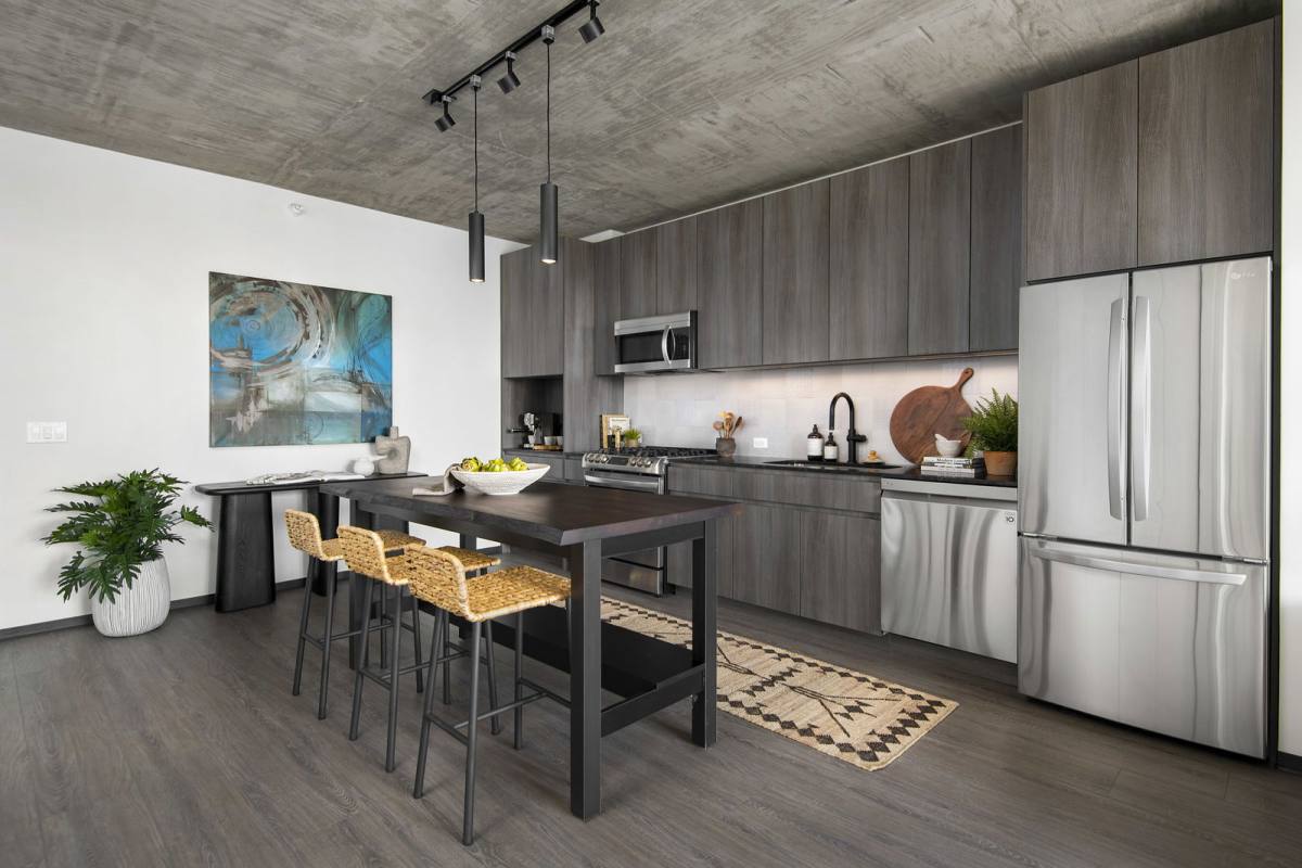 Apartment for rent at 1454 W Randolph St #409, Chicago, IL 60607