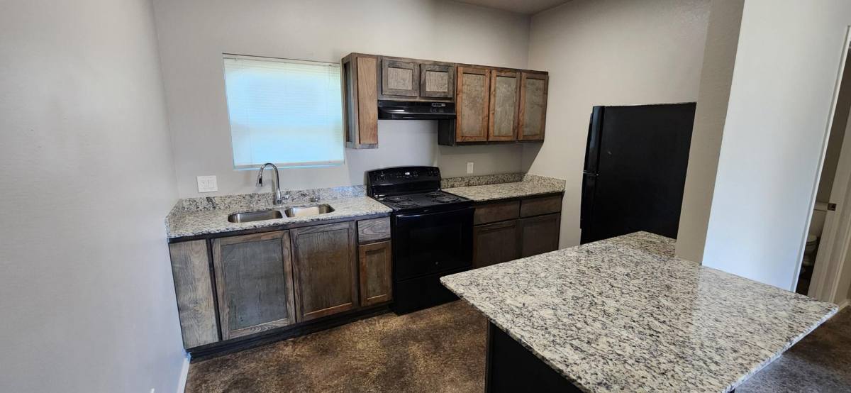 Apartment for rent at 845 S Main St #109, Paris, TX 75460
